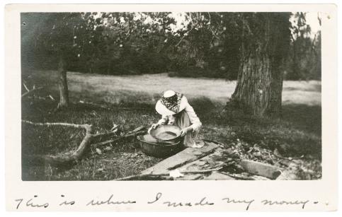 Panning for Gold, Phoenix, Arizona, USA, 24 July 1912 © collection privée-AMC