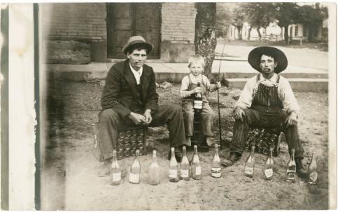 Bootleggers North America 1920-1929 © collection privée - AMC