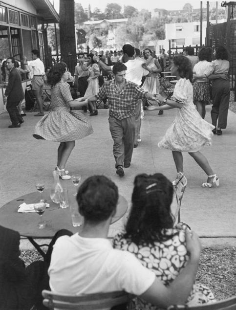 © Donation Willy Ronis  Ministère de la Culture   Médiathèque du patrimoine   et de la photographie  diffusion Grand Palais Rmn Photo