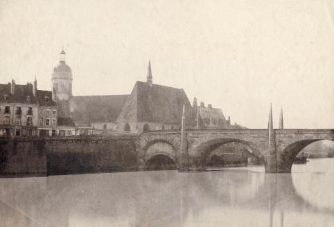 Fortuné-Joseph Petiot Groffier quai de la monnaie, pont St Laurent et hôpital de Chalon-sur-Saône entre 1840 et 1855